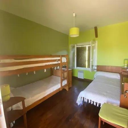 Maison Familiale Spacieuse A Avec Jardin 115 M² Lacam-dʼOurcet