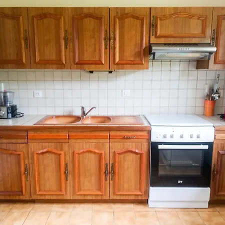 Vakantiehuis Maison Familiale Spacieuse A Avec Jardin 115 M² *
