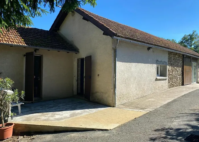 Maison Familiale Spacieuse à Avec Jardin 115 M² * Lacam-dʼOurcet